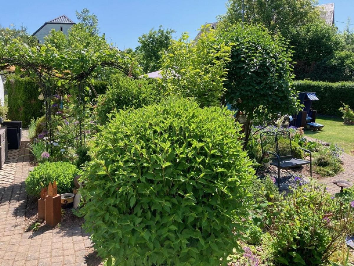 Kleine Auszeit, Schoene Neue Ferienwohnung Bitburg Esterno foto